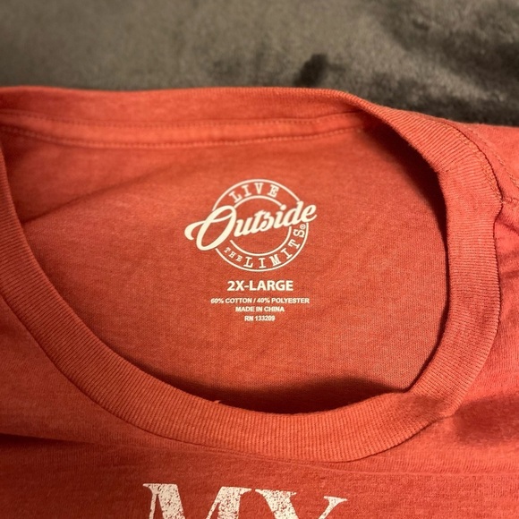 Ramen Lovers Red/orange Tee - Picture 3 of 3
